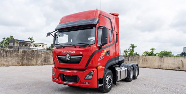 Đầu kéo dongfeng 2 cầu