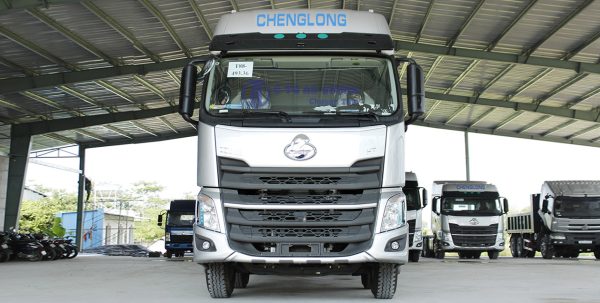 cabin xe tải Chenglong 4 chân H7