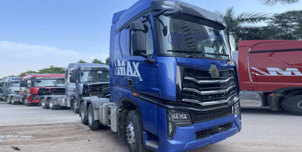 đầu kéo Howo Max