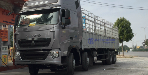 xe tải Howo Cabin A7 4 chân