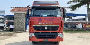 mặt trước đầu kéo Sitrak 2 cầu